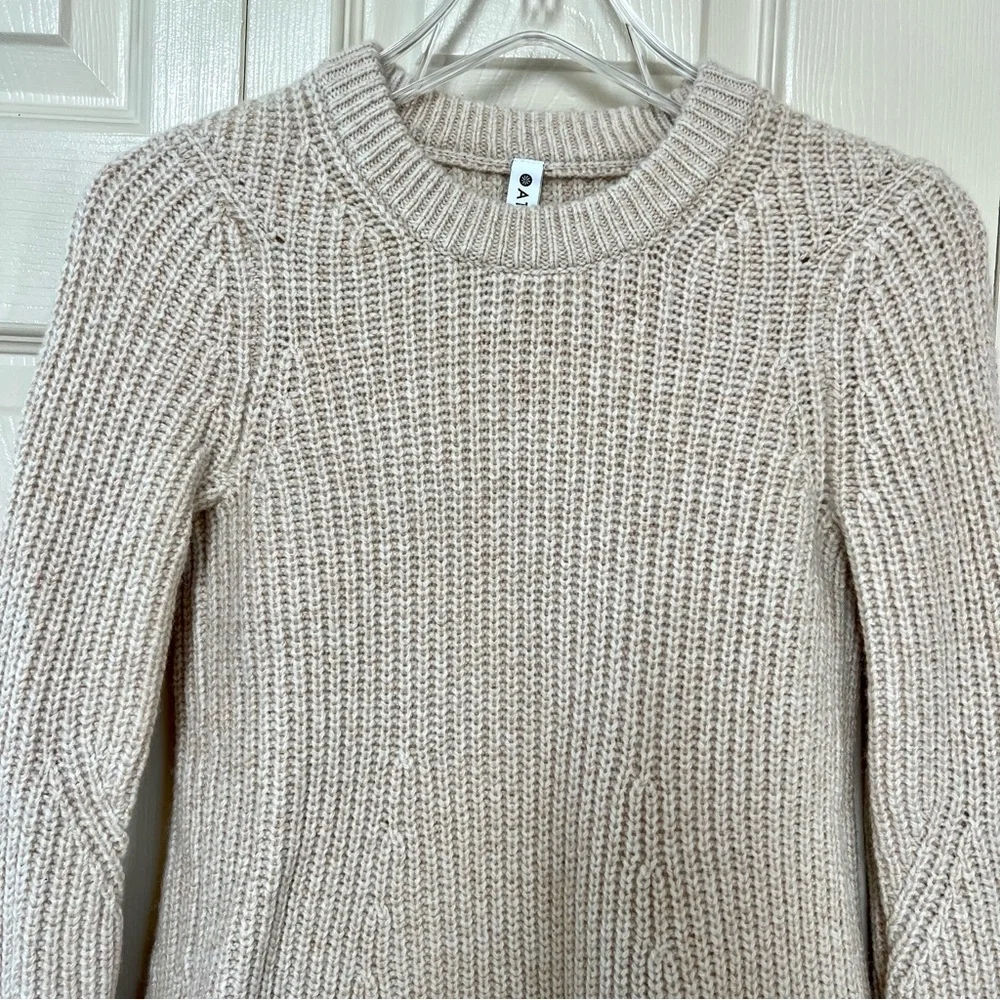 NWOT Athleta Sierra Crew Beige Wool Blend Pullover Sweater - Picture 4 of 16